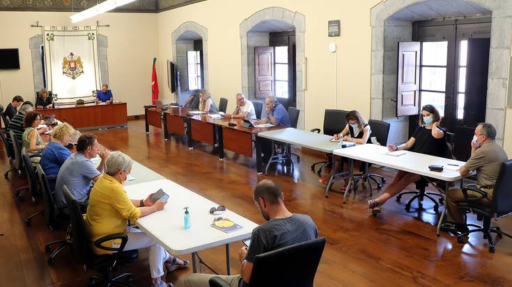 Pedro Mugurutza etorbideaz herritarrei galdetzeko prozesua udazkenean jarriko dute abian