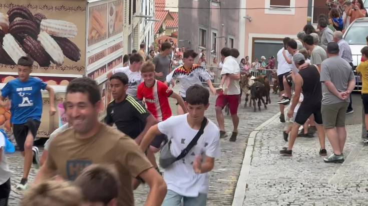 Umeen eguneko entzierroa Itziarren