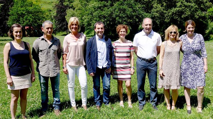 Dolmenen ibilbidean zortzi bisita gidatu eskainiko dituzte ekainetik aurrera