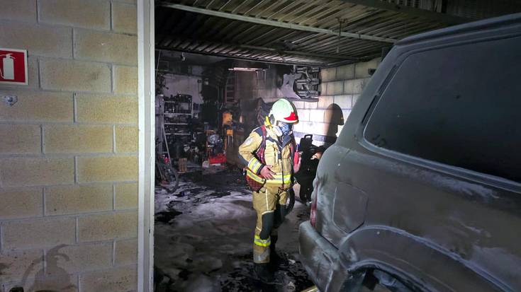 Garaje batek su hartu zuen bart gauean Altzolan