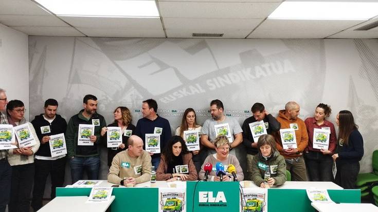 Elgoibarko eta Tolosako anbulantzia medikalizatuetako langileak subrogatzeko aukera planteatu du Administrazioak