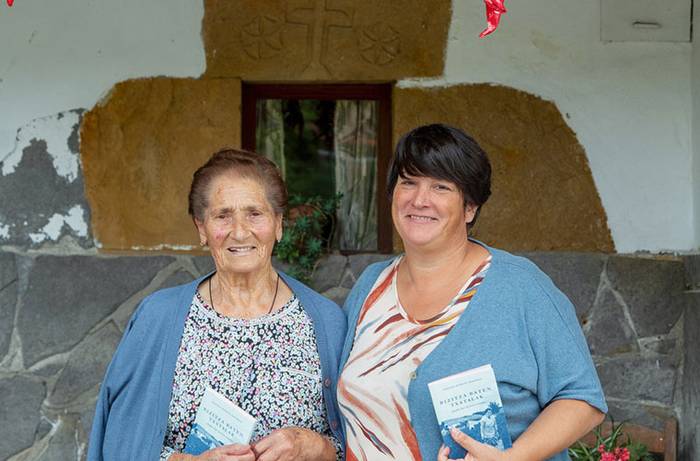 Onintza Enbeitaren  'Bizitza baten txatalak' liburuaren aurkezpena