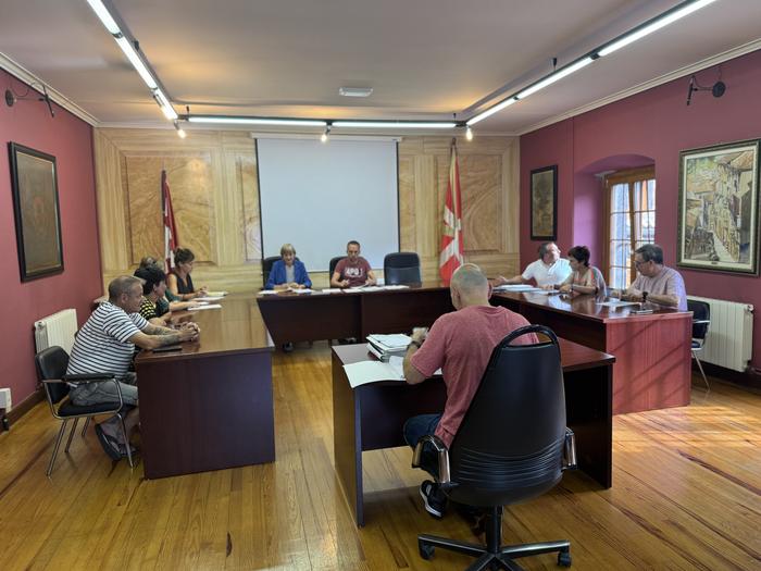 Udalak ordainduko du Elizako erlojuaren eta kanpaien konponketaren zati bat