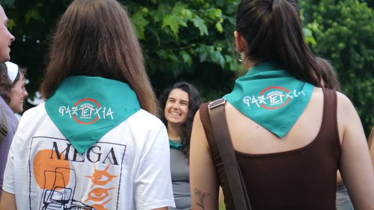 Jaien testuinguruan, eraso matxisten kontrako protokoloa aktibatu du Mendaroko Gazte Asanbladak