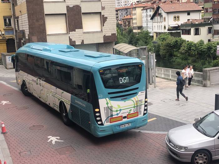 Donostiarako autobusa erabili ezinda