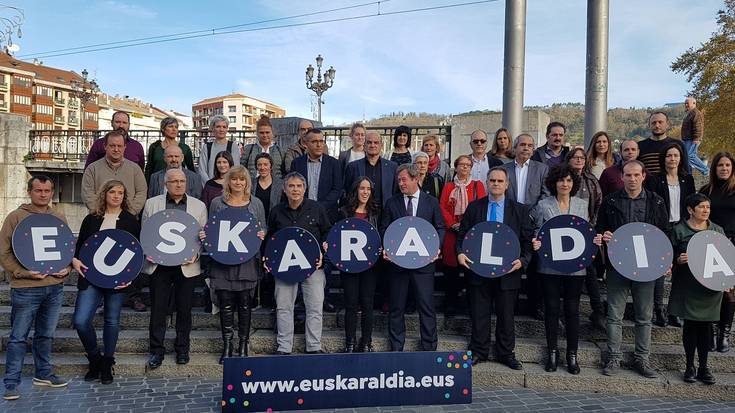 Euskararen kale erabileraren inguruko lehiaketa martxan da Mendaron