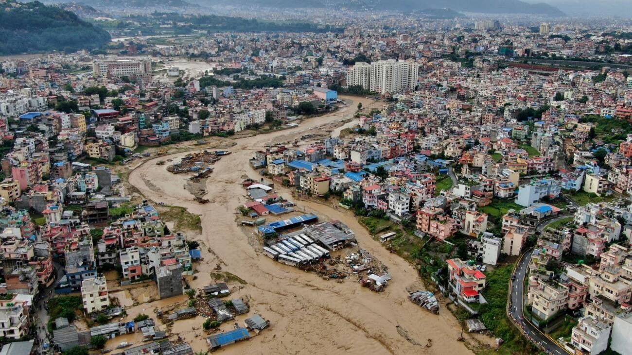 Nepalgo uholdeetan kaltetutakoen alde diru-bilketa antolatu dute Deban