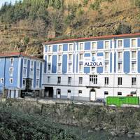 Altzolara bisita gidatua