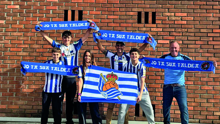 Egoitz Gurrutxaga (Elgoibar): "Aitarekin eta seme-alabekin joateak ilusio handia egiten dit; familian bizi dugu Reala"