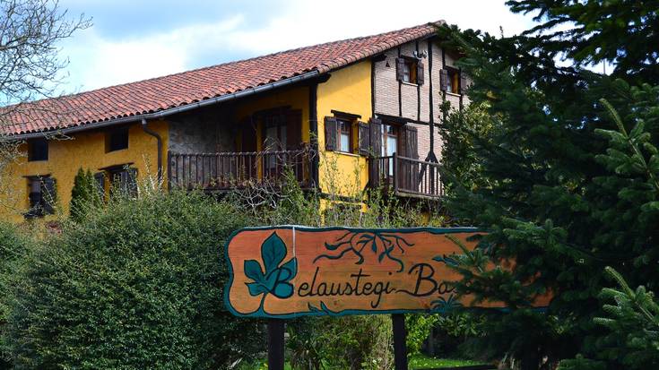 Onddo pozoitsu batekin kutsatu dira hainbat lagun Belaustegi jatetxean