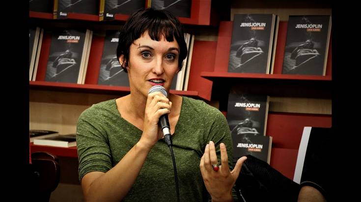 Uxue Alberdiren 'Jenisjoplin' eleberria saritu du Euskal Herriko literaturazaleak batzen dituen 111 Akademiak