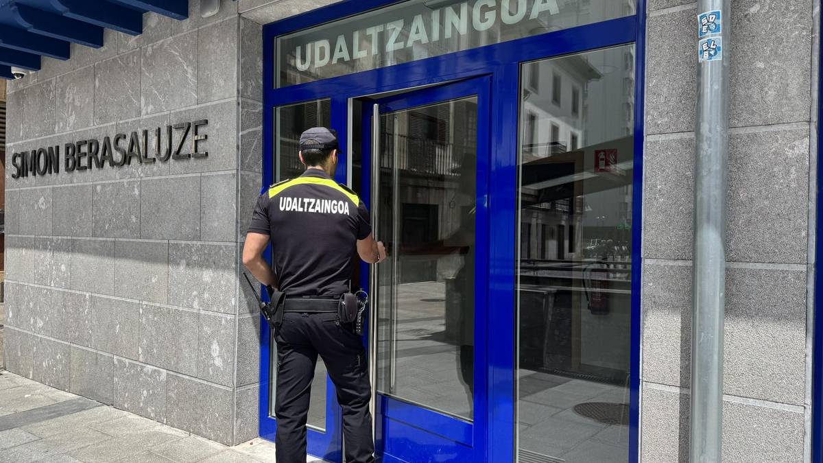 Gaur zabaldu dute Udaltzaingoaren bulego berria