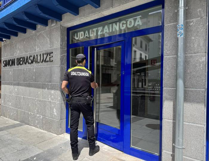 Gaur zabaldu dute Udaltzaingoaren bulego berria