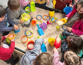 Jolasa kalera aterako du bihar Atxutxiamaika aisialdi taldeak