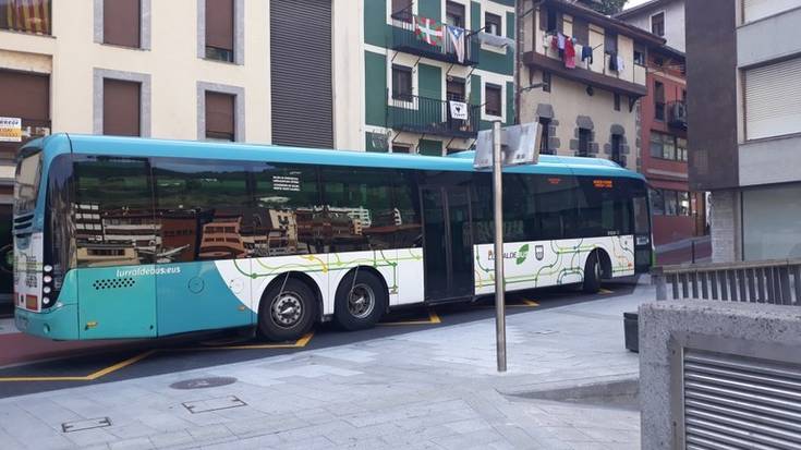 Gaueko autobus zerbitzua egongo da eguen, barixaku eta zapatu gauean, Soraluzeko jaiak direla eta