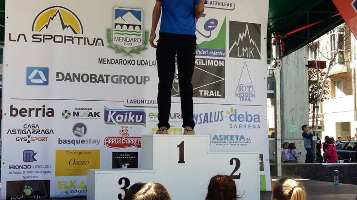 Jokin Muñoz podiumera igo zen Mendaron