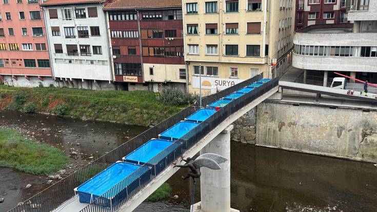 Karga ahalmena neurtzen dihardute Urazandiko zubian