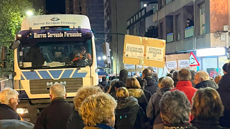 Ermuarrek garbi utzi zuten ez dutela "ez aitzakiarik, ez atzerapenik" onartuko saihesbidearen eraikuntzan