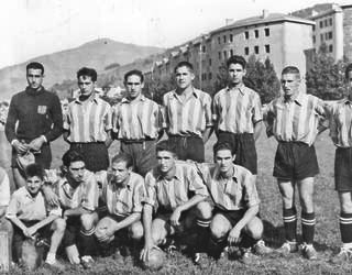 Eibarko Ipurua zelaiaren inaugurazio eguneko partida ofiziala