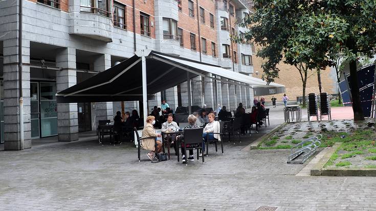 Ostalaritzako establezimenduek eta diskotekek 1:30ean itxi beharko dituzte ateak