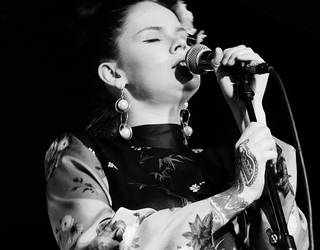 Gaztetxoentzako harmonika ikastaroa eta Ina Forsmanen kontzertuarekin hasiko da musika beltzaren asteburua, "Blues Hotsak" jaialdian