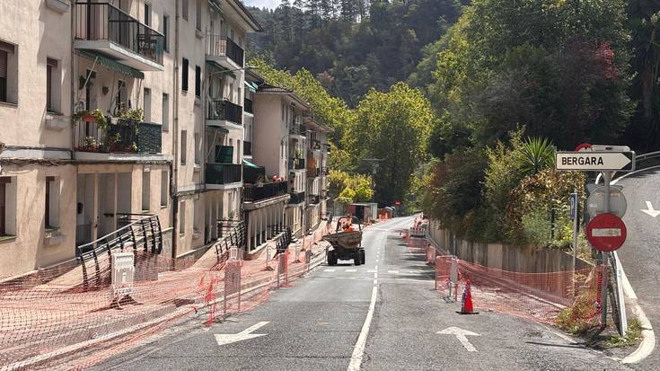Urbanizazio lanak medio, bihar, eguena, irailak 17, Txurrukeneko herrirako sarrera itxita egongo da ibilgailuentzat