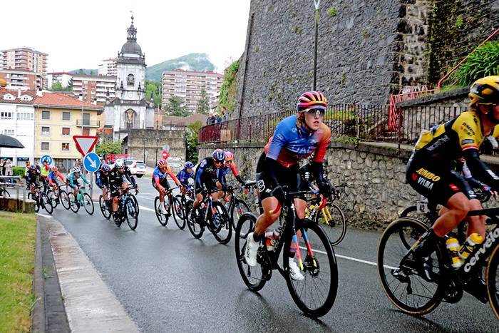 Mendarotik eta Elgoibartik pasa da Euskal Herriko Itzuliko lehen etapa
