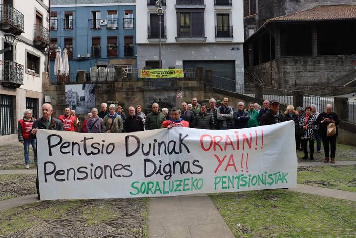 Aberastasuna banatzeko exijitu zuten, denon bizi baldintzak hobetzeko