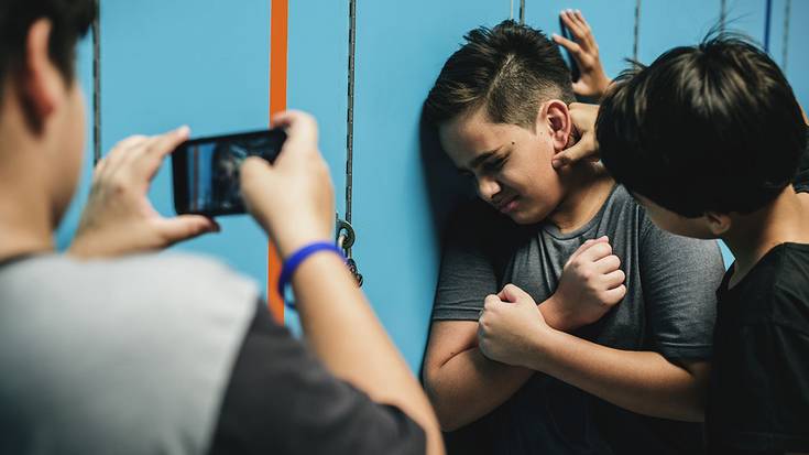 Bullying-ari buruzko hitzaldia izango da bihar Ispiluen gelan