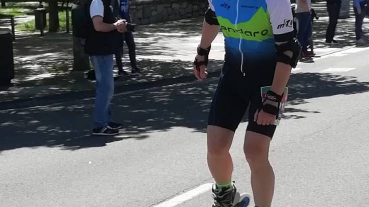 Iruñea-Gares patinaje lasterketa bukatzea lortu du Asier Arriola mendaroarrak