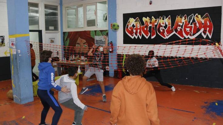 Asteburuetarako eta oporraldietarako hezitzailea kontratatzeko deialdia zabaldu du Gaztelekuak