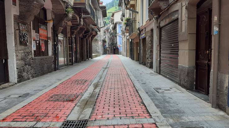 Bihar, hainbat saltoki itxita