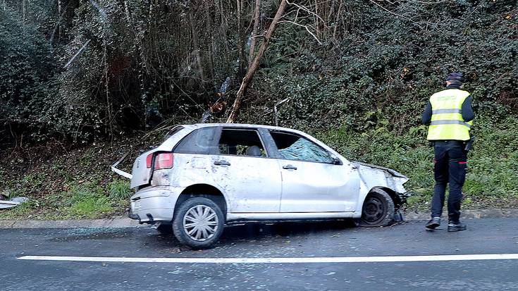 Auto bat irauli da Altzolan, N634 errepidean, Bilborako norazkoan