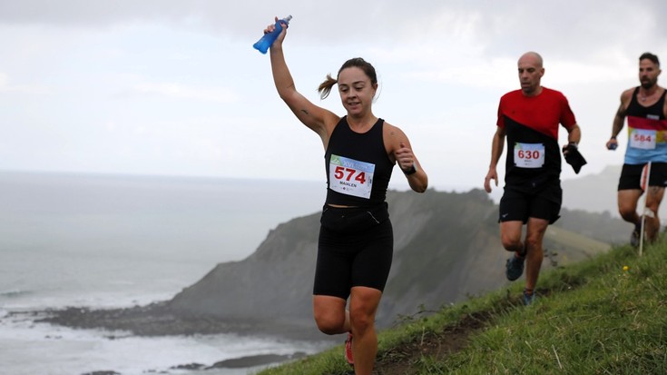 Dortsalak agortuta, etzi jokatuko da XVII. Zumaia Flysch Trail mendi lasterketa