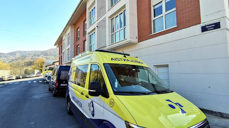 Gizon bat atxilotu zuten zapatuan udaltzainek Basarten, lapurreta saio bat leporatuta