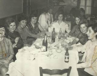 Txanpaina eta kafea hartuta