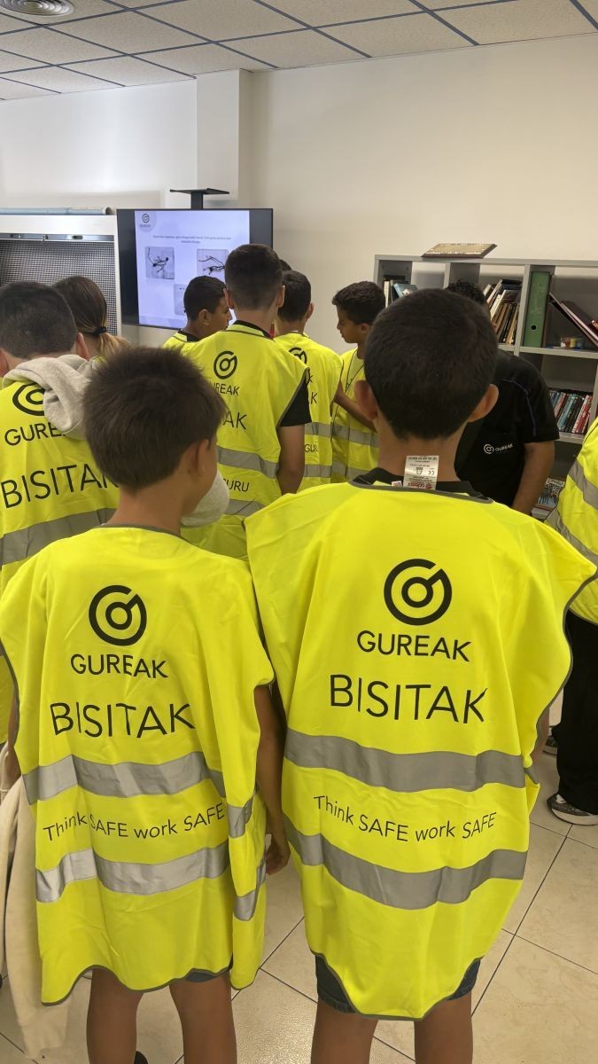 San Lorenzoko ikasleak 'Ni zu bezala' programan