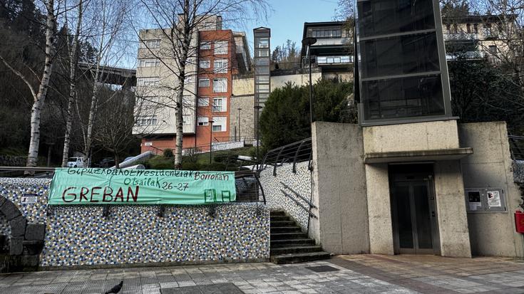 Greba eta itxialdia egingo dute