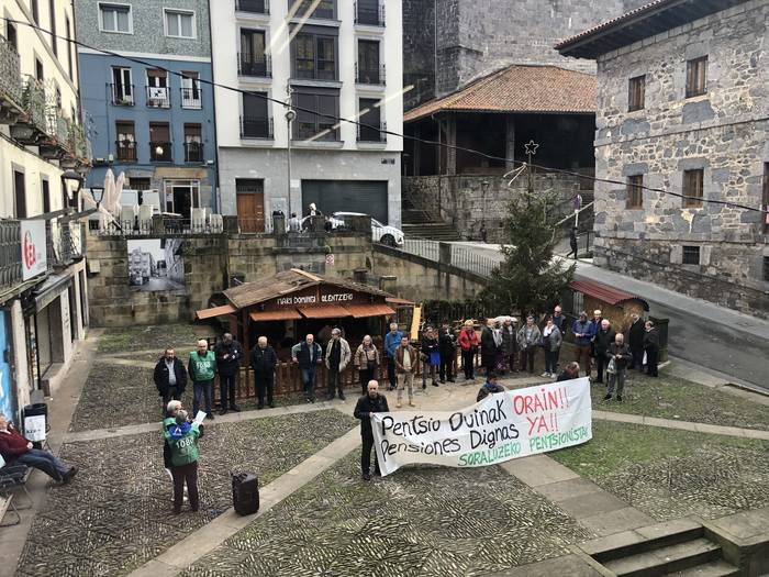 Gutxieneko pentsioa osatzeko eskaera udalbatzarrera