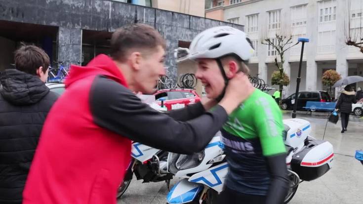 Elgoibarko BESA-Geminis taldeko Xabier Barruetak irabazi du Mendaroko Herria Saria lasterketa