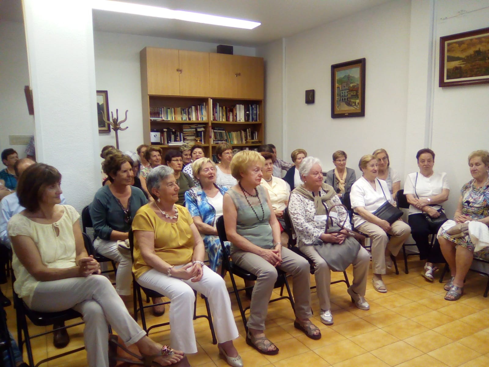 “Esperientzia gela” ekimenak interesa piztu du adinekoen artean