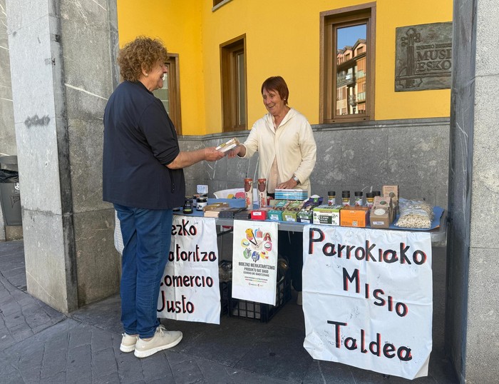 Bidezko merkataritza bultzatzeko postua hileko azken eguen eta zapatuetan jarriko dute Elgoibarren