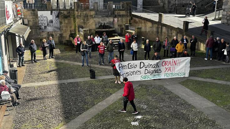 Pentsio arrakala eta M17ko greba hizpide