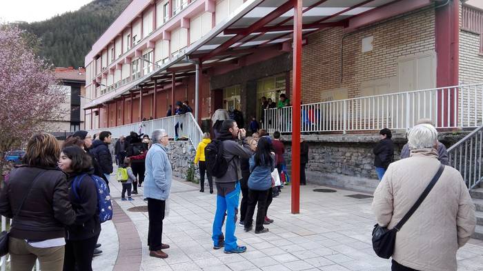 Greba egingo dute irakaskuntzan eguaztenean eta eguenean