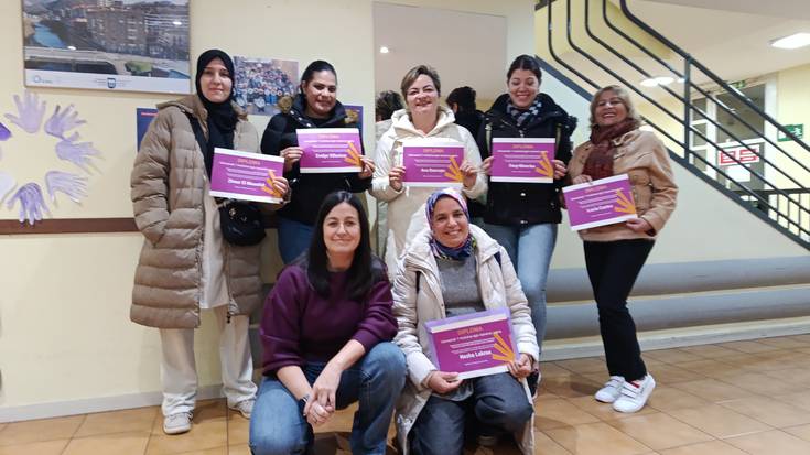 Uler saioak egin dituzte San Lazaro egoitzako erizainekin