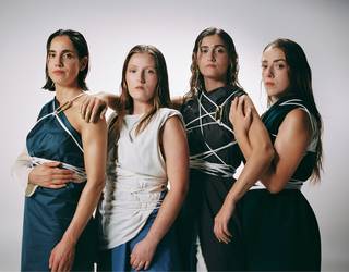 Kalean da Neomak taldearen bigarren diskoa: 'Lazturak orbain'