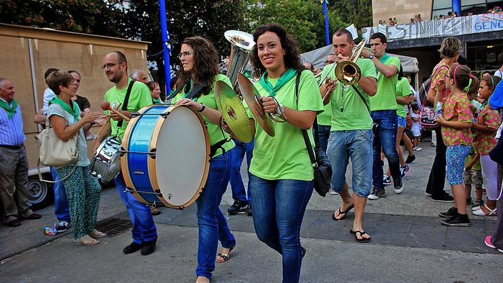 Santana festak ospatuko dituzte Mendaron barixakutik martitzenera bitartean