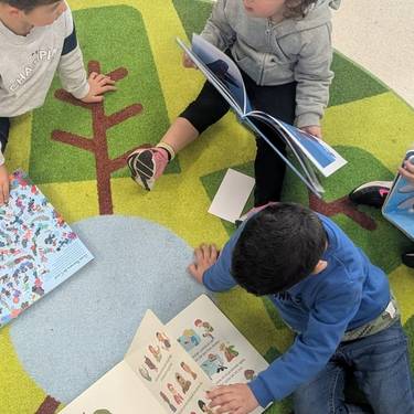 Haurren irakurketa txokoa: "Arroxa eta leuna"