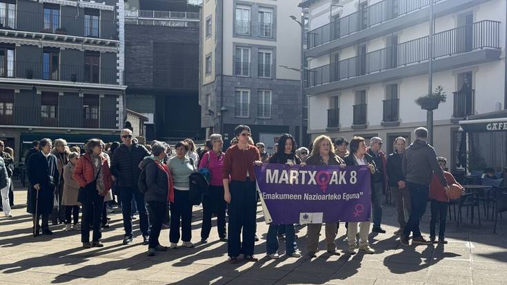 Deban ere feminismoa ardatz duen mundua aldarrikatu dute