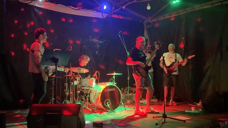 Trumoi hotsen gainetik entzun zen Konbo Itxaropenaren rocka